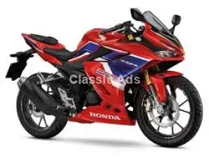Honda CBR 150R 2022