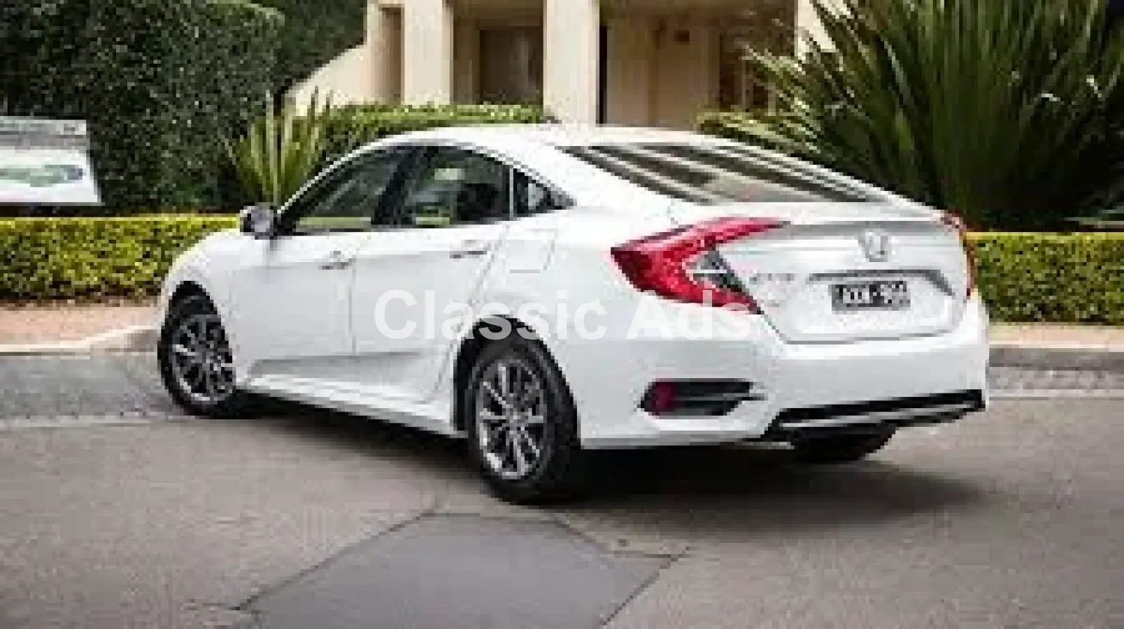 Honda Civic 2020 - Image 3