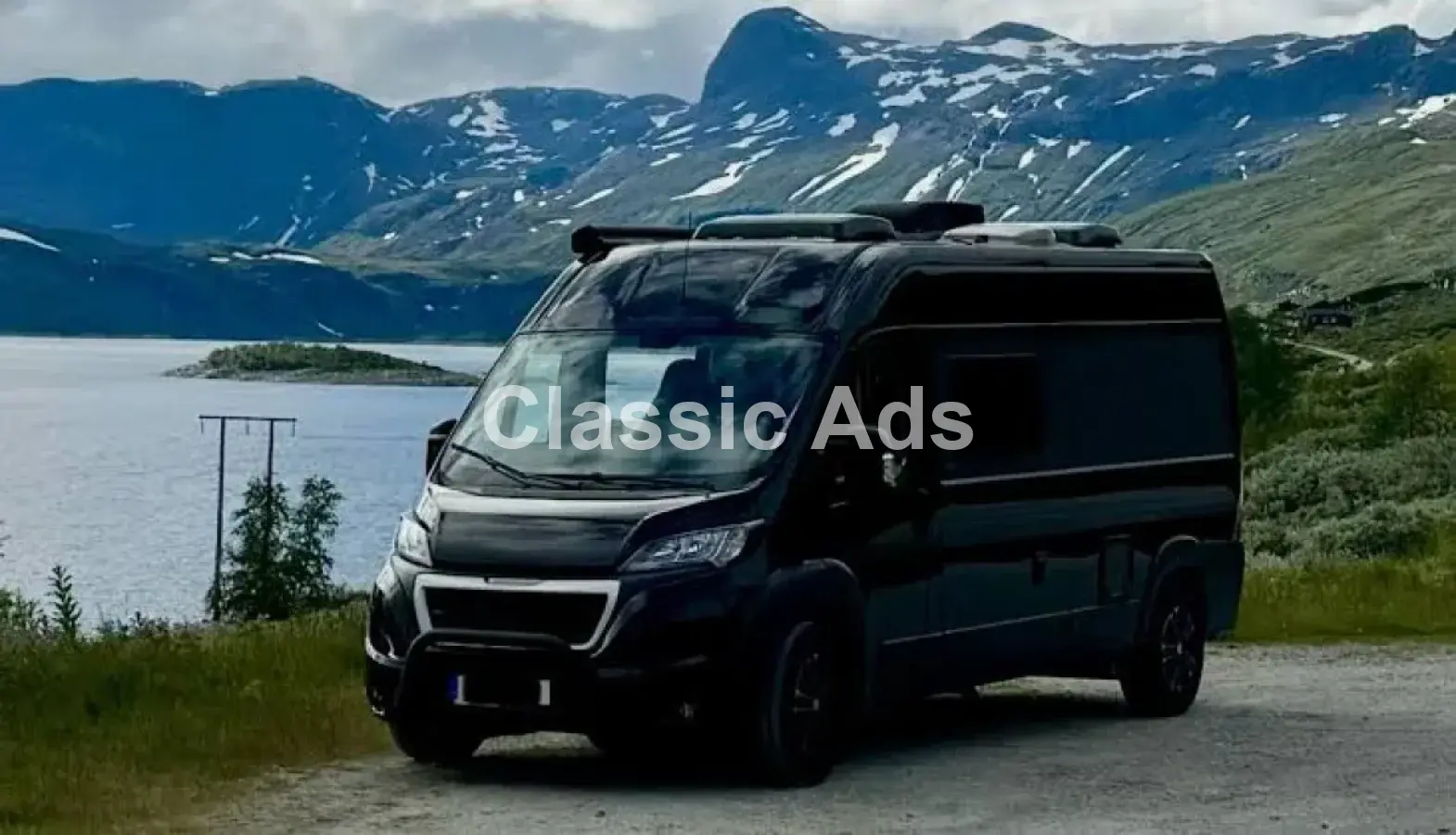 Luxury Caravan - Image 2